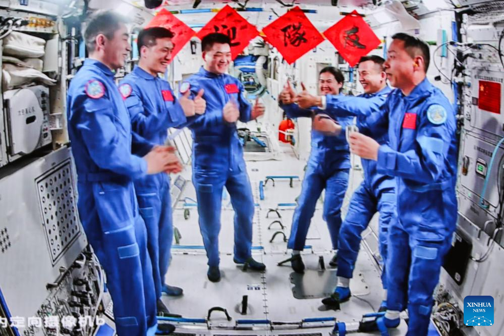 Angkasawan Shenzhou-19 Berjaya Memasuki Stesen Angkasa