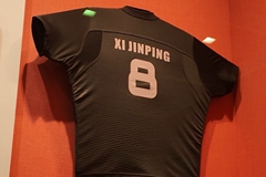 Jersi No. 8 Khas Buat Presiden Xi